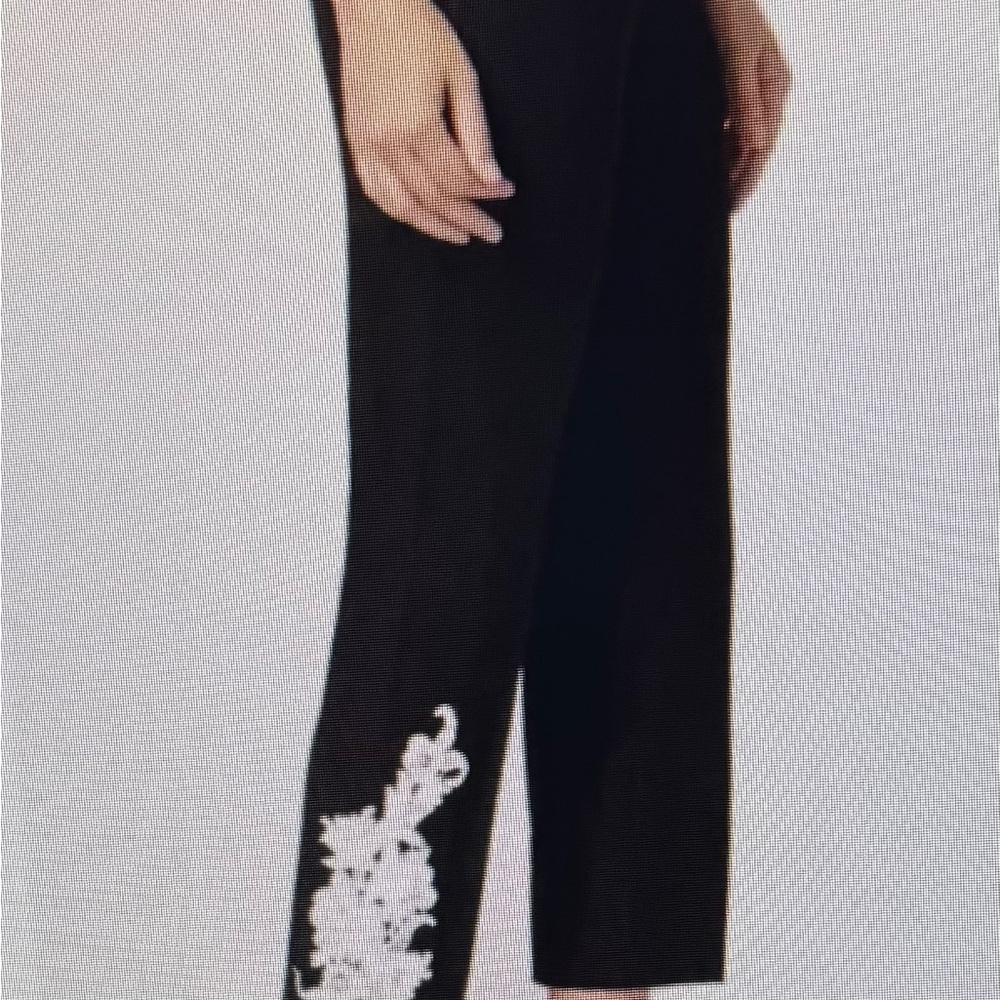 Alfani Black Ankle Pants with Crochet White Embroidery Size 6